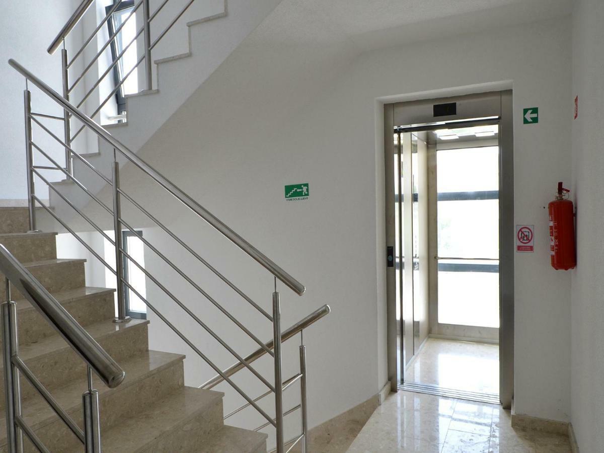 Sunshine Apartman Trogir Kültér fotó