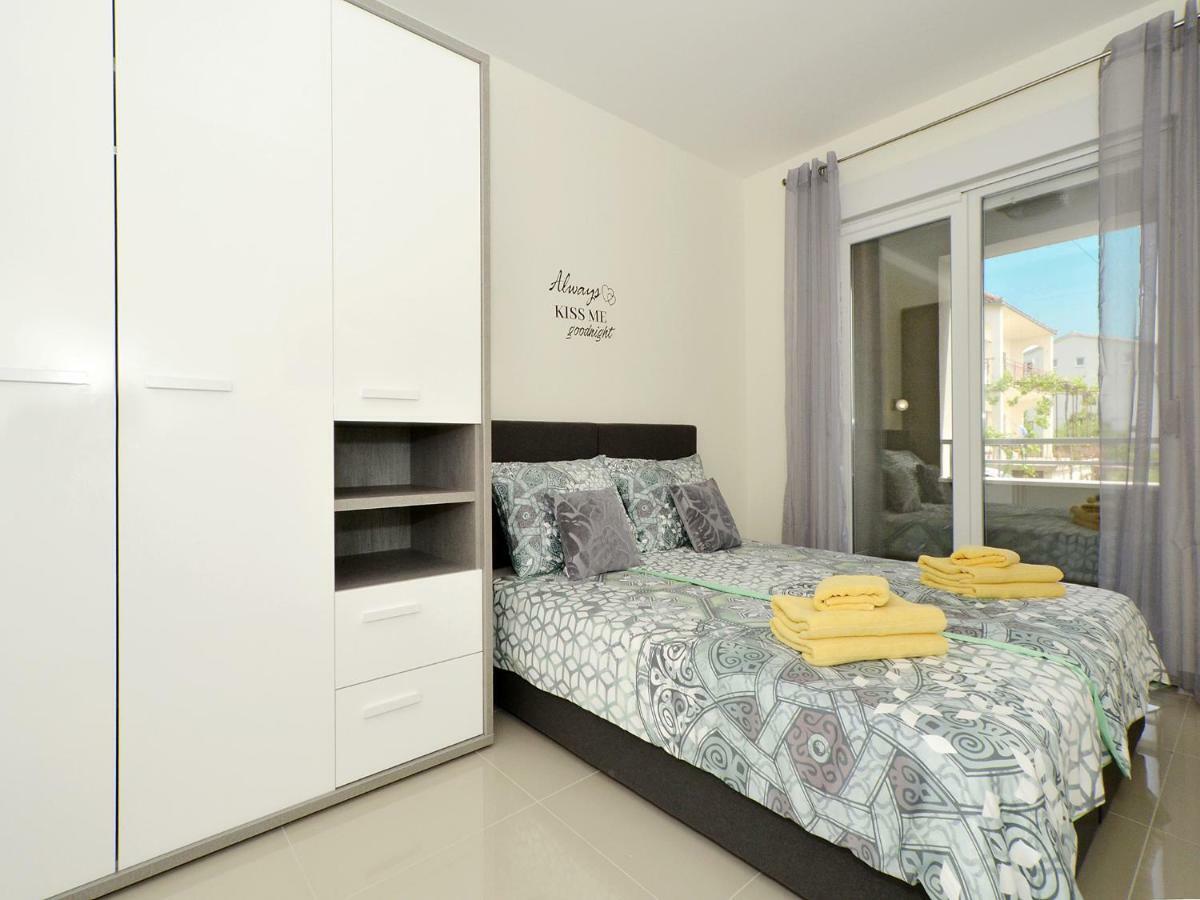 Sunshine Apartman Trogir Kültér fotó