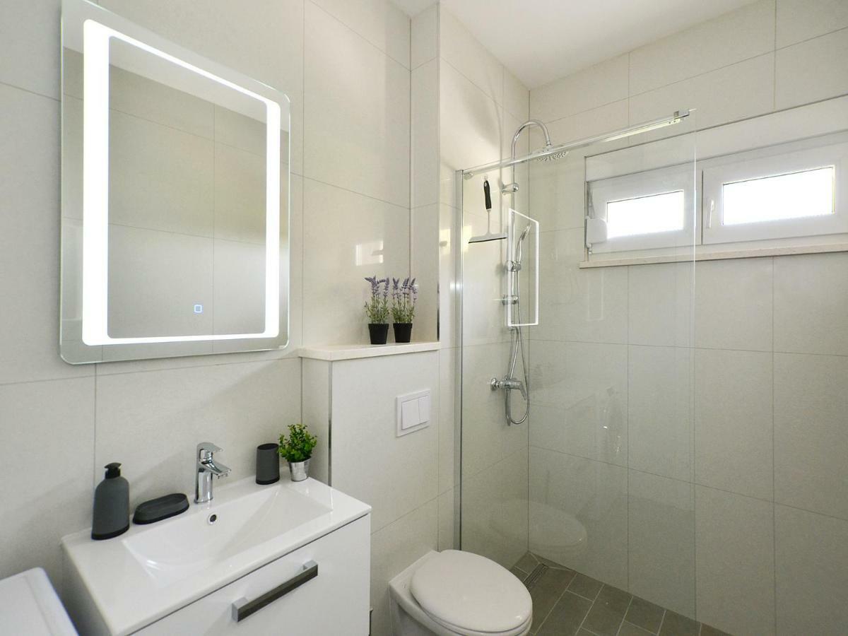Sunshine Apartman Trogir Kültér fotó