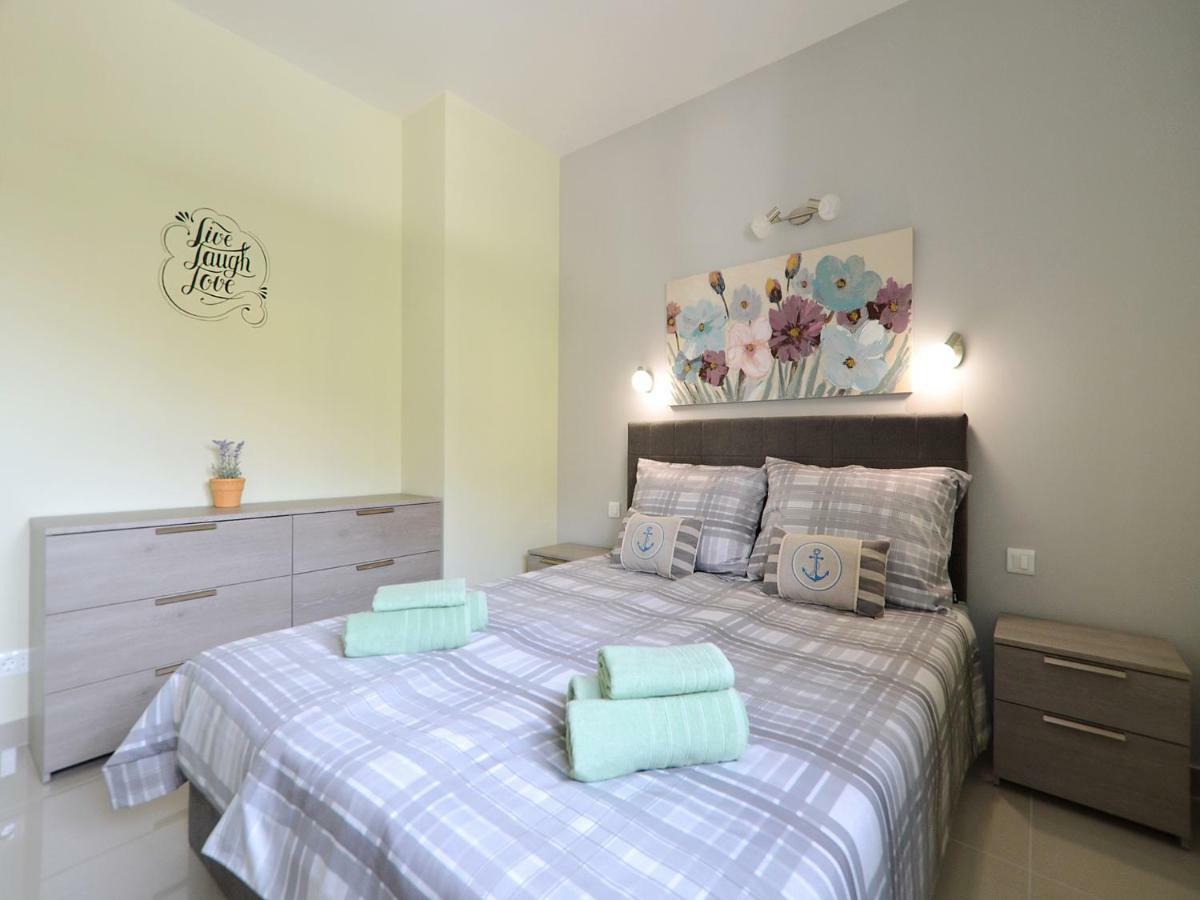 Sunshine Apartman Trogir Kültér fotó