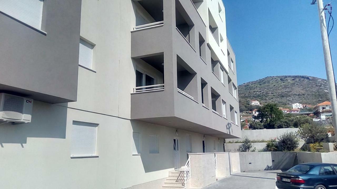 Sunshine Apartman Trogir Kültér fotó