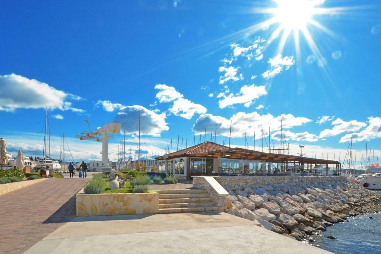 Sunshine Apartman Trogir Kültér fotó